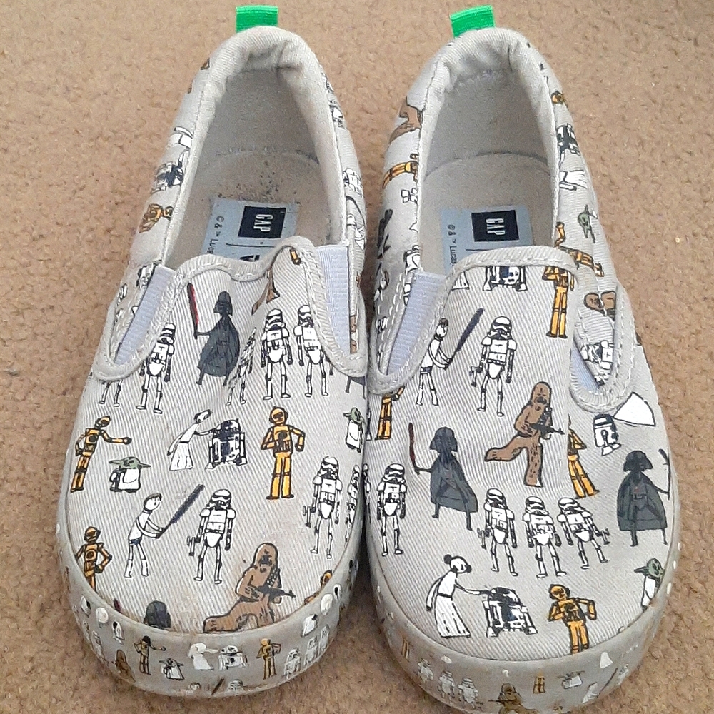 Star wars disney gap slip on sneakers 10 11